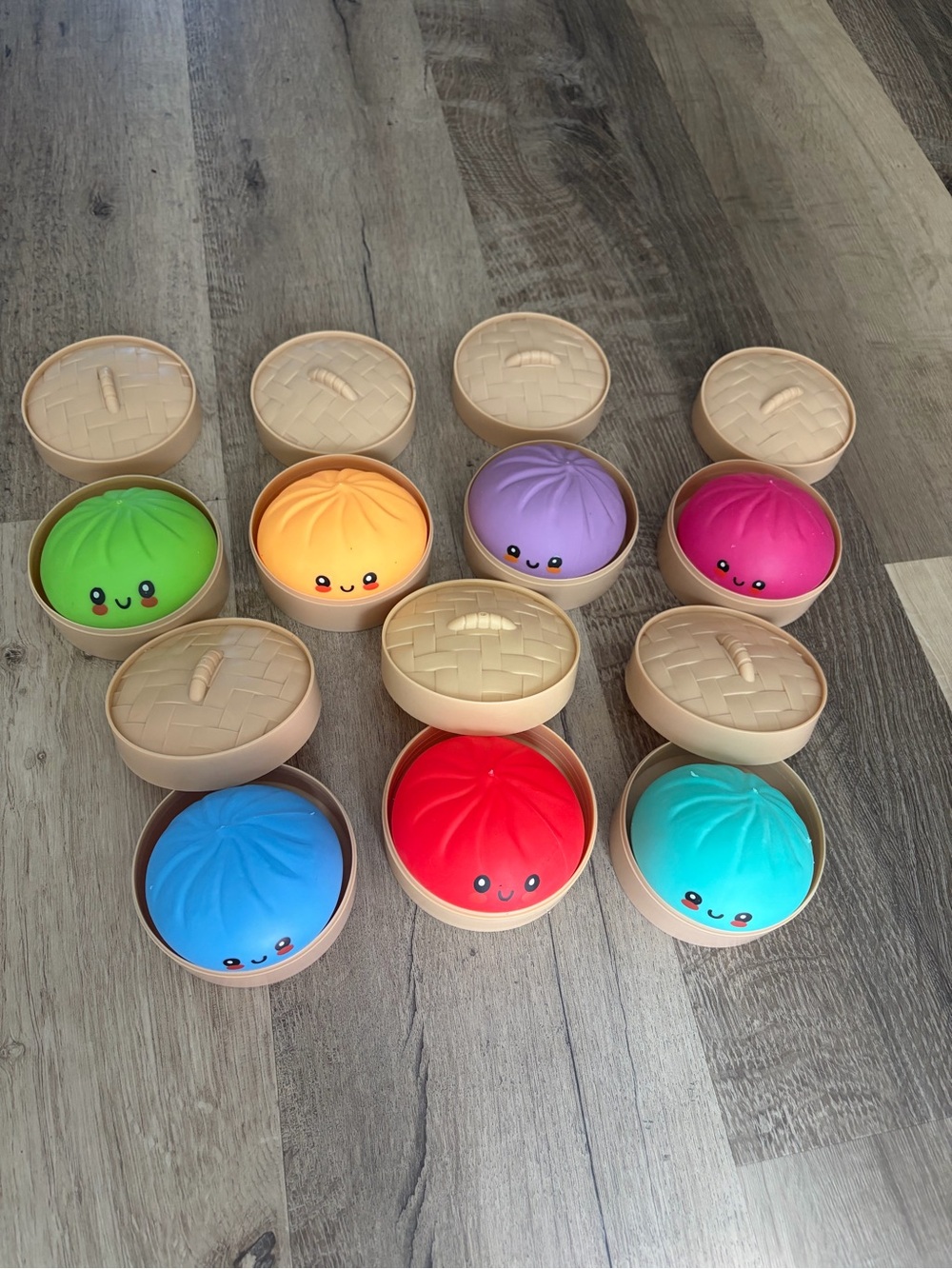 7 NeeDoh Dohjees Dumplings with baskets